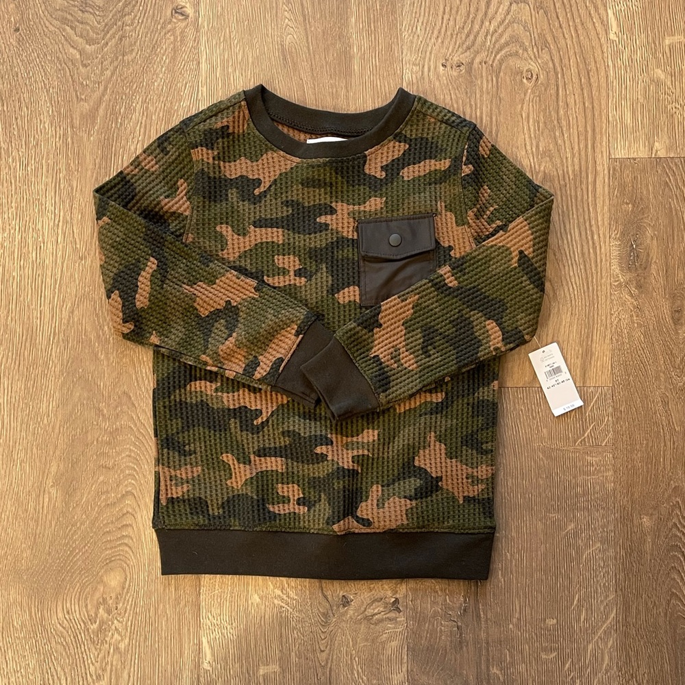 Boys Brand New Old Navy Thermal long sleeve.